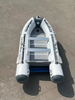  Embarcación neumática con suelo de aluminio para pescar.